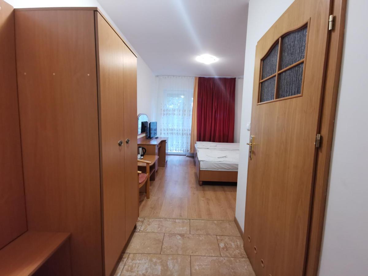 Podkowa Villa Police Buitenkant foto